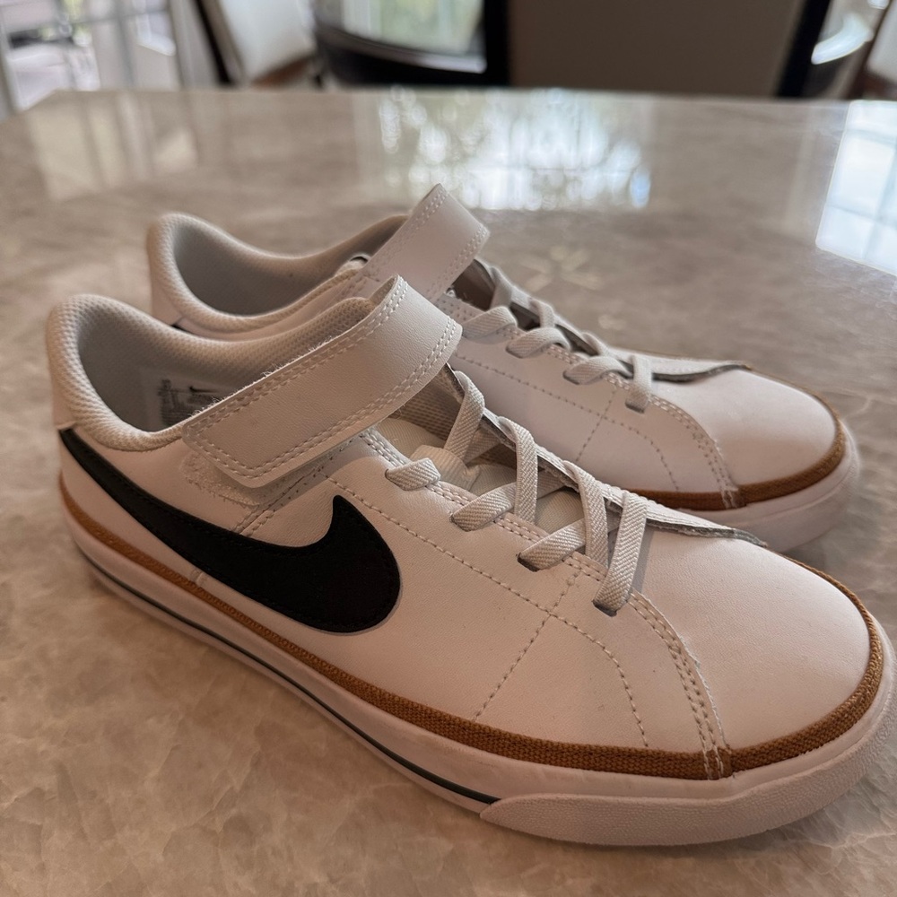 Nike Kids' White and Black Sneakers with Tan Accent